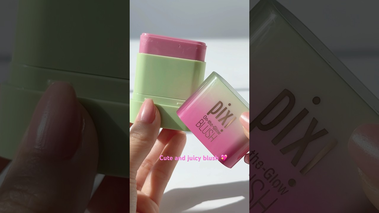 Pixi Beauty On-The-Glow pH reactive Blush Petite in Cheek Tone, so cute! 
