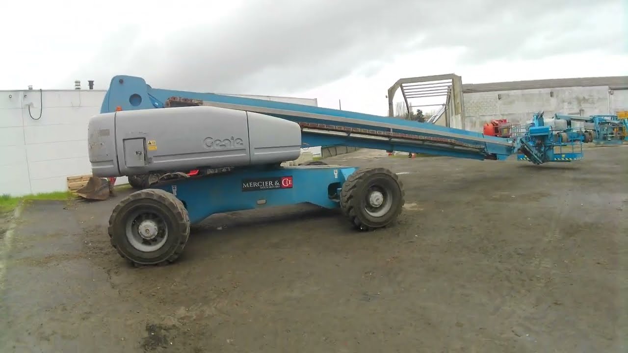 NACELLE TELESCOPIQUE AUTOMOTRICE DIESEL 40M - GENIE DE 2005
