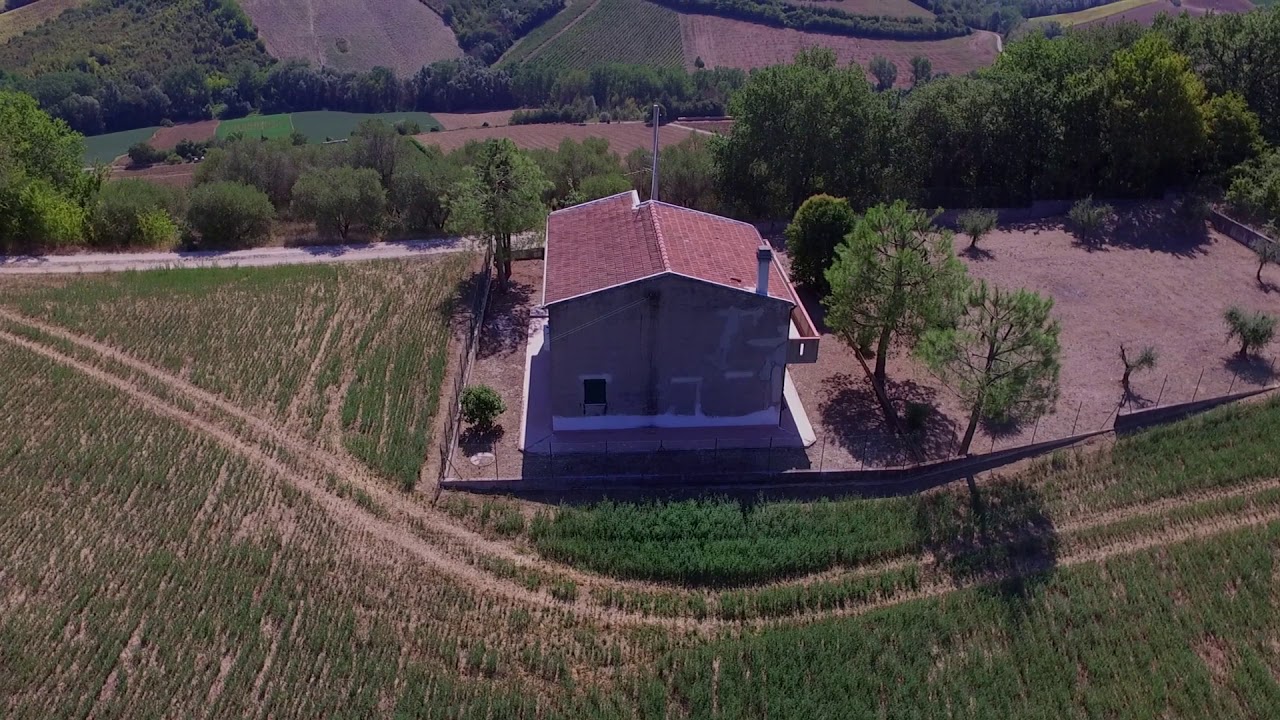 Colore - Casa in Italien Marche nicht weit vom Meer