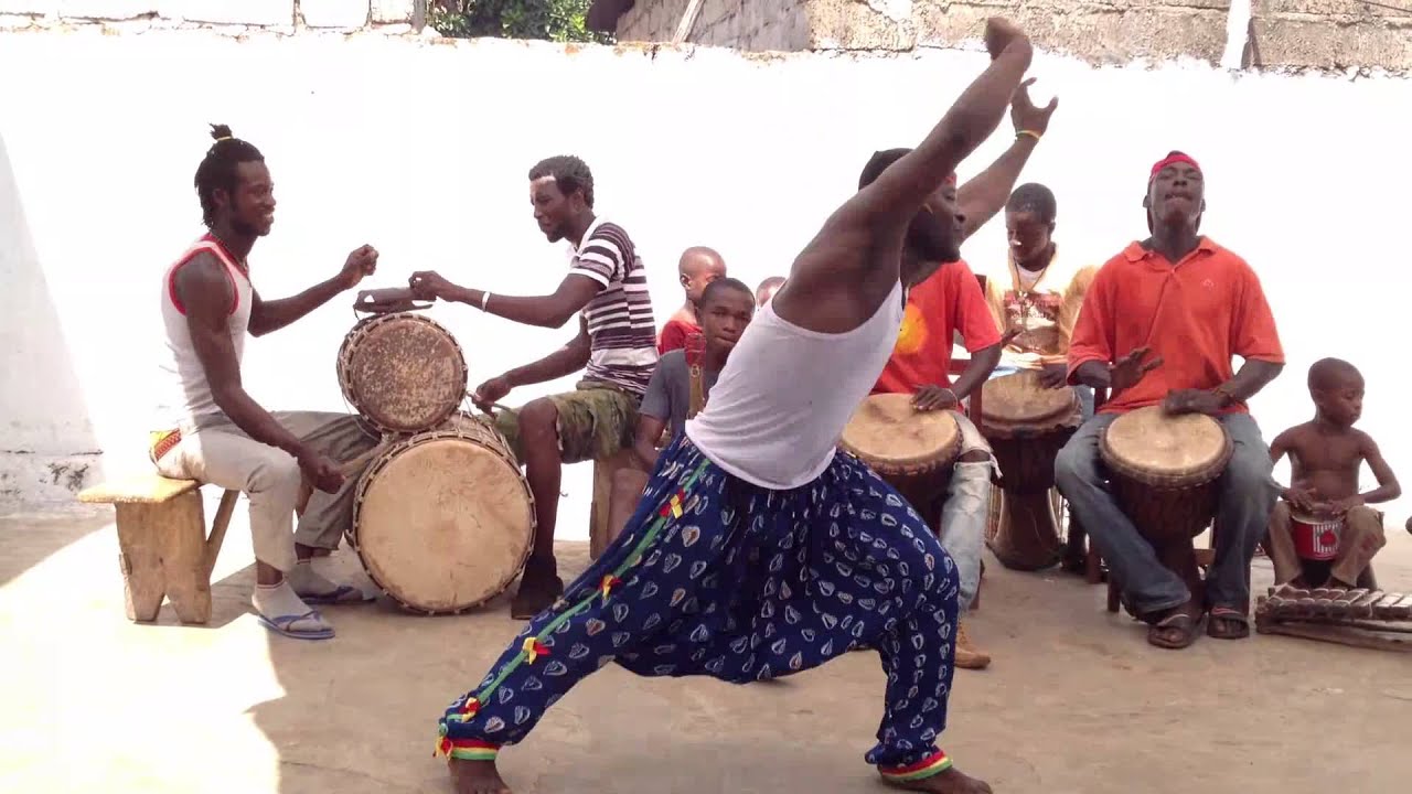 Danse Africaine - African Dance - Danza Africana - Guinée