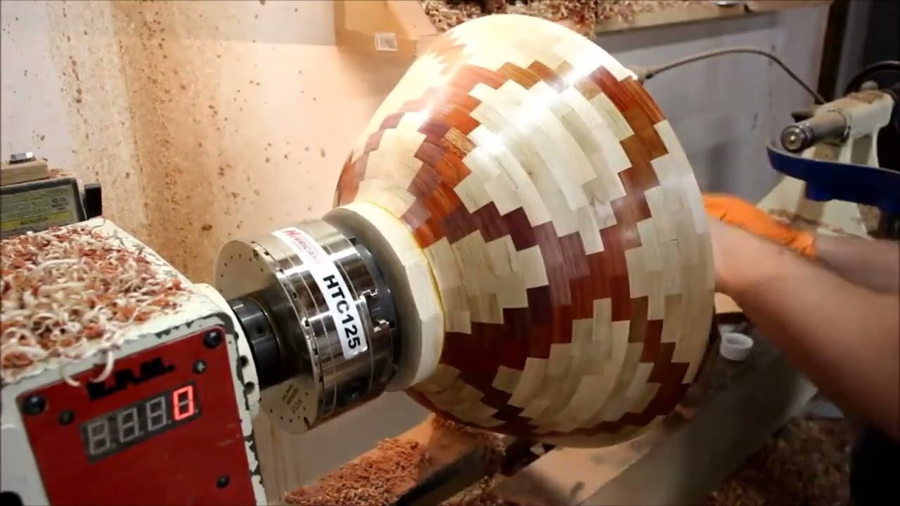 Создание гавайской чаши с сегментами гибискуса **