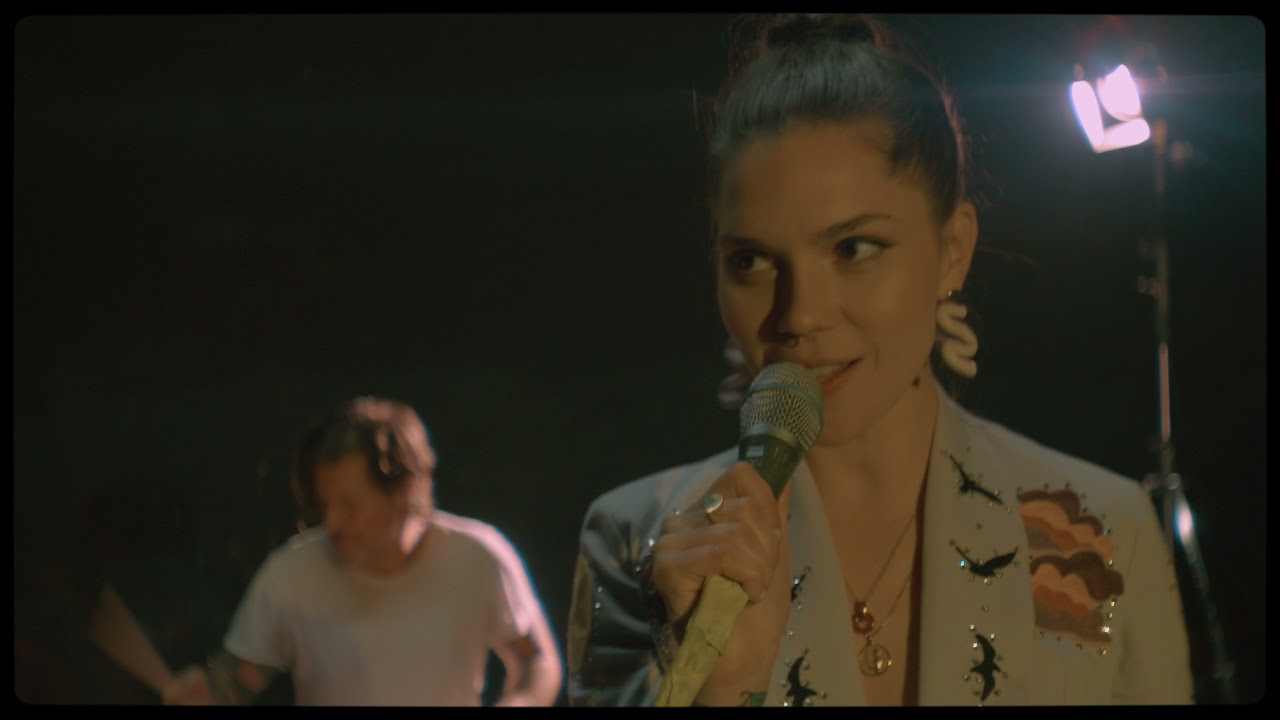 Kayleigh Goldsworthy - Overambitious (Official Video)