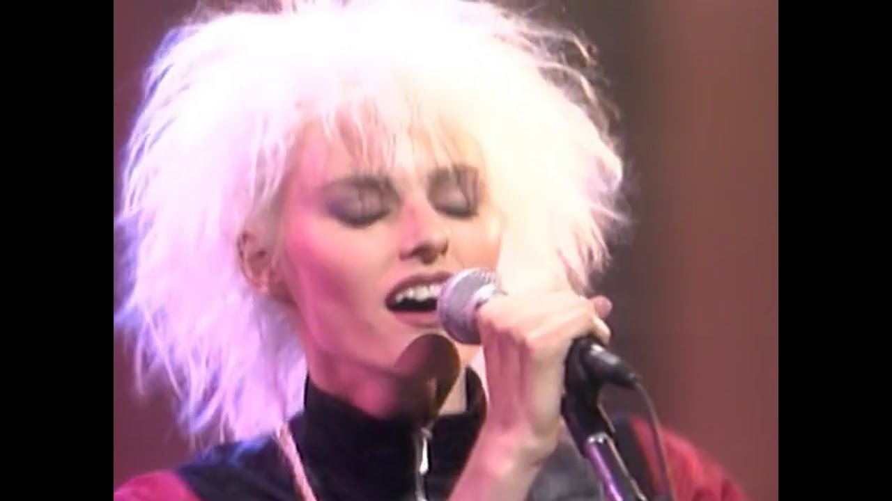 'til tuesday - What About Love (Live on It's Showtime At The Apollo | 10-03-1987)