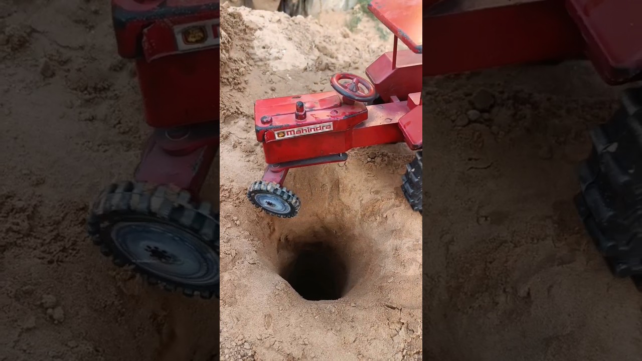 Tractor 🚜 का Tyre गड़े में फस गया। जुगाड लगाया। 