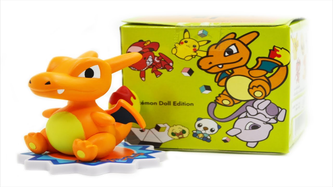Charizard Pok&eacute;doll Figure Unboxing & Review