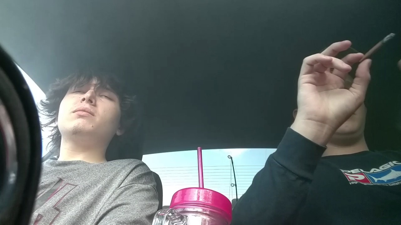Blunt hotbox ft. Jake