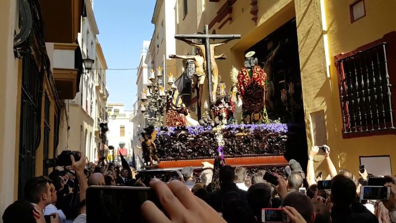 5 SALIDAS MAS COMPLICADAS DE PASOS DE SEVILLA