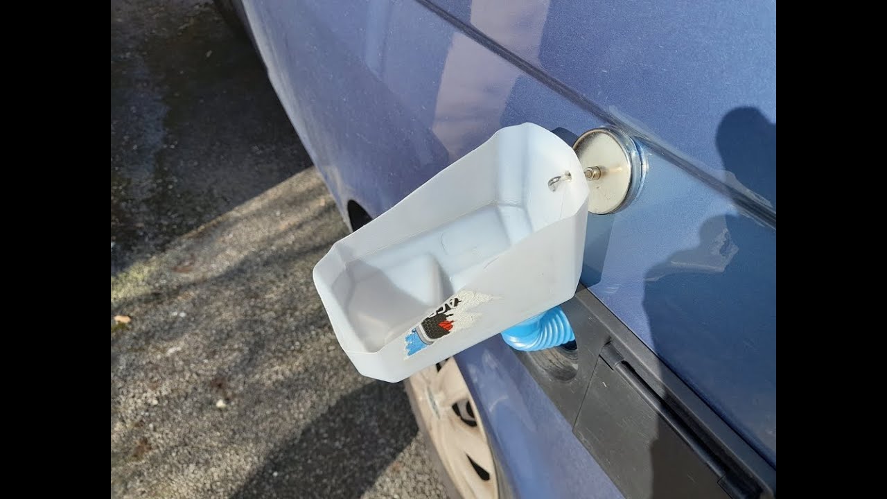 deux astuces pour remplir le réservoir du van