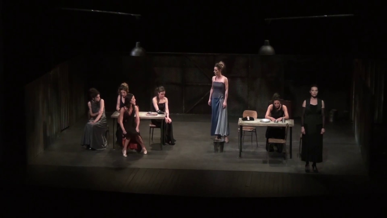 Народный театр города Приштины (Грачаница, Сербия) представляет спектакль  &laquo;ЖЕНЩИНЫ  ИЗ  ТРОИ&raquo;