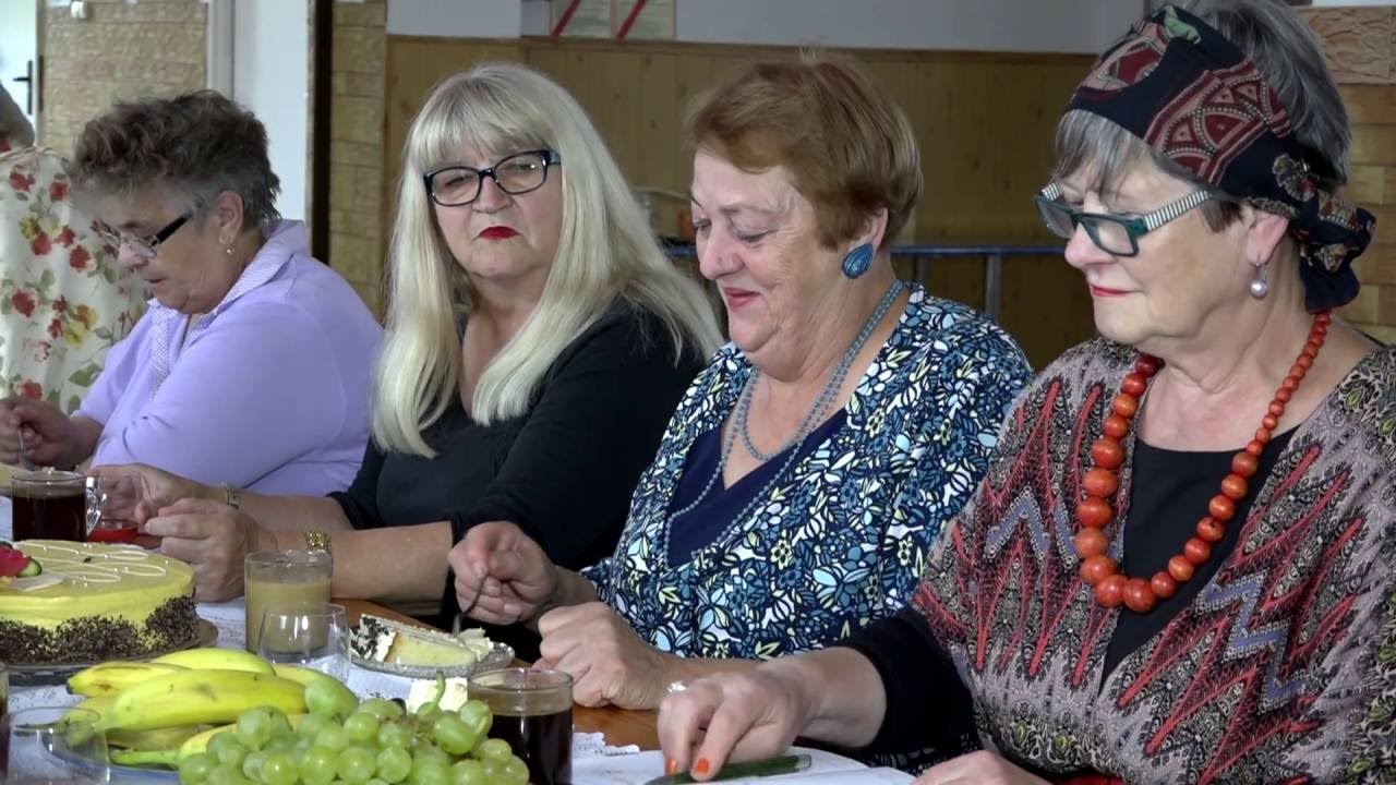 Wesołe Kumoszki - zespół seniorów ze Zbiczna