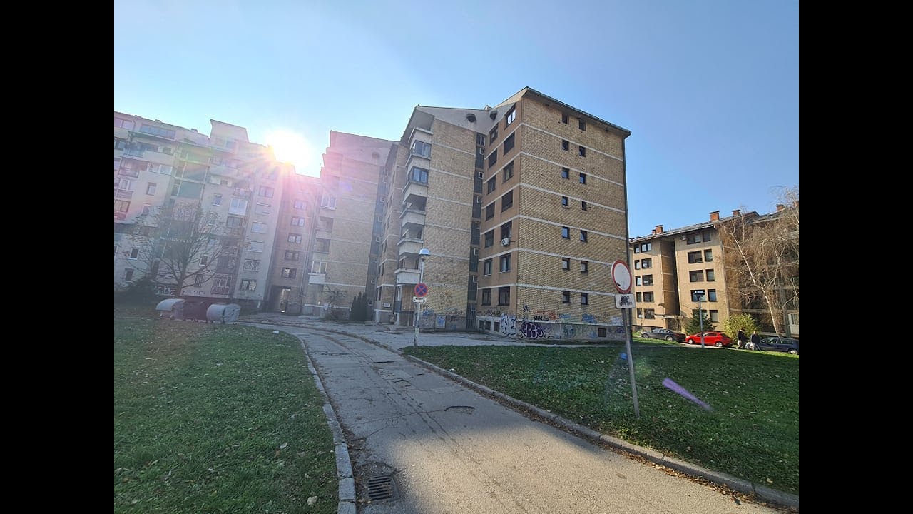 MY SPACE prodaje: Četverosoban renoviran stan, Sarajevo, Dobrinja, Grada Kalgarija