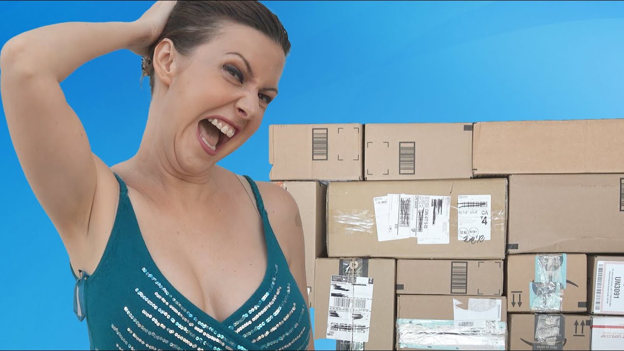 MASSIVE Smart Home TECH Unboxing 029