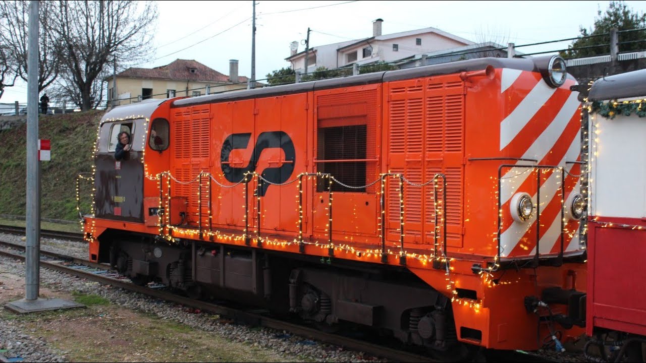 Comboio Histórico de Natal com a CP 9005 em Águeda – Via Estreita – Linha do Vouga 