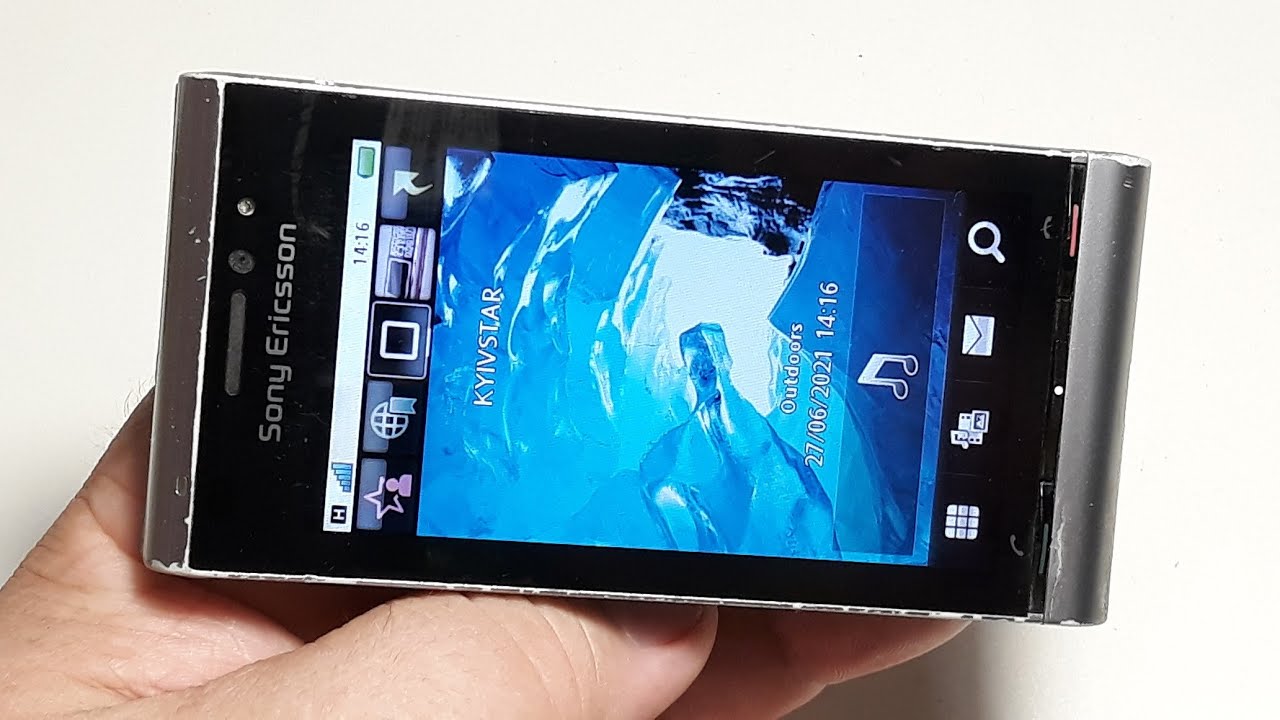 Sony Ericsson Satio U1i - крутой камерофон ARM Cortex A8, 600 МГц, GPS, A-GPS, Wi-Fi камера 12,1 mp