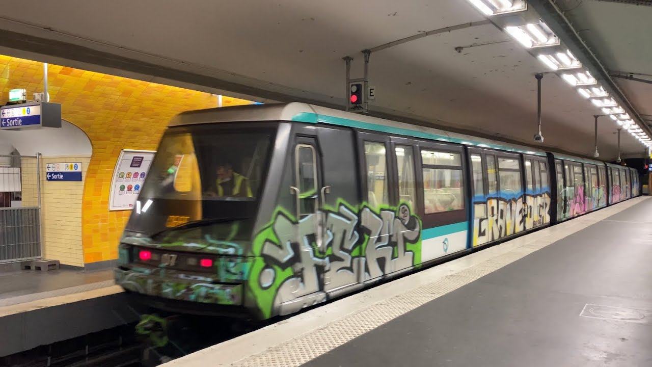 M6 : Essais du MP89 CC 07 &agrave; Charles de Gaulle &Eacute;toile