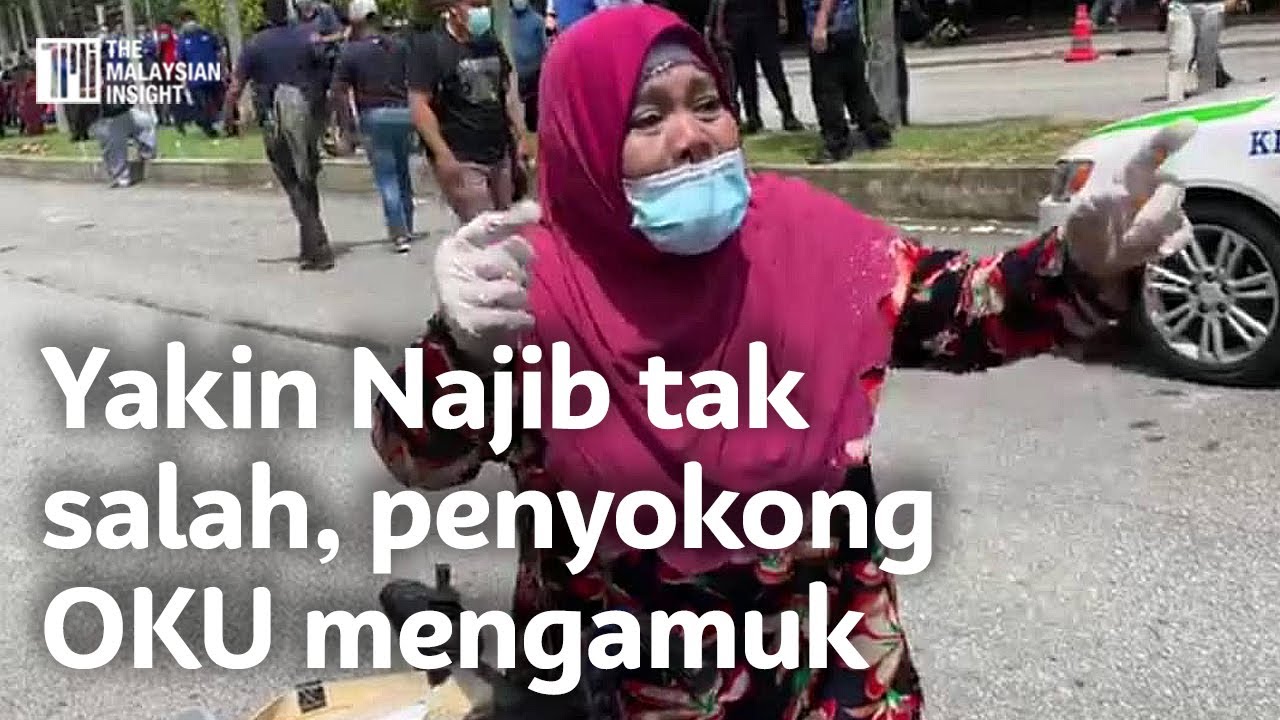 Kes SRC | Yakin Najib tak salah, penyokong OKU mengamuk di luar mahkamah