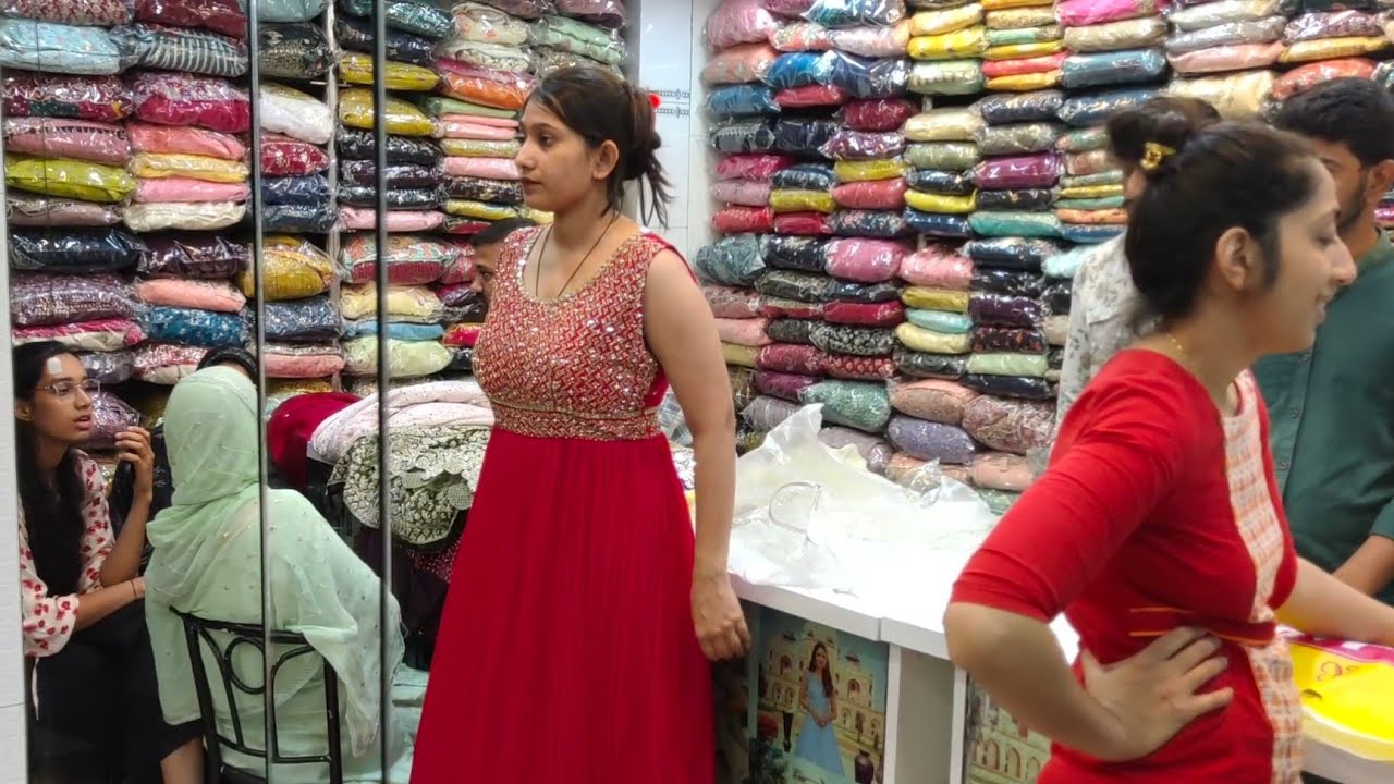 जोधपुर में सबसे सस्ता कपड़ा मार्केट 😱 |  Sardarpura B Road market￼ Jodhpur |