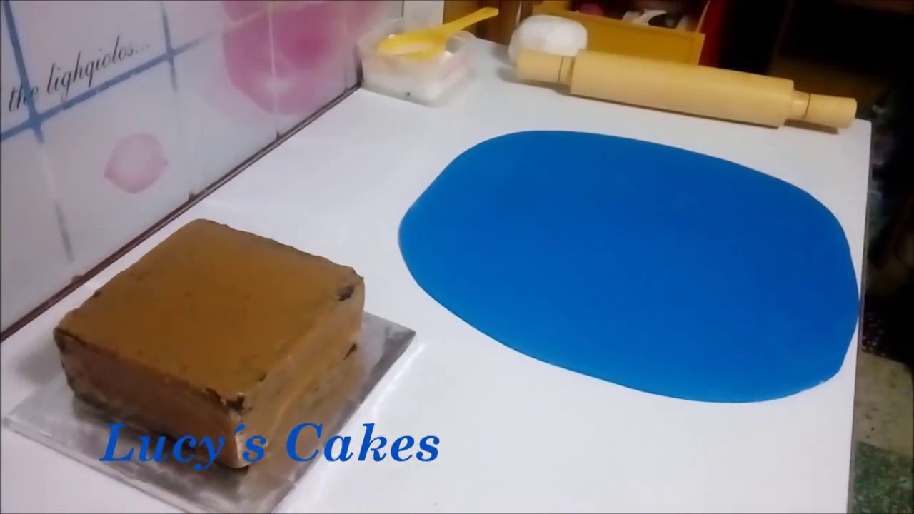 Decoración rápida en masa elástica/ Lucy´s Cakes