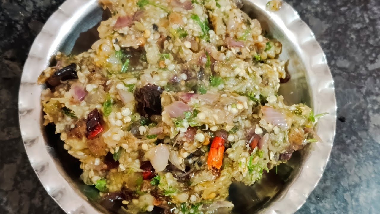 तव्यावरील झटपट होणारा वांग्याचे भरीत#झणझणीत#cooking #मराठी 😋😋