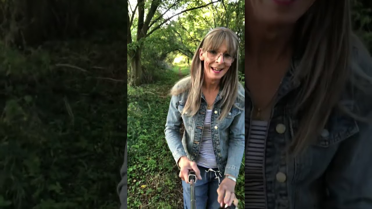 Кроссдрессер Эйприл рассказывает о встрече со своей тетей в прошлое воскресенье 🌈💋💋