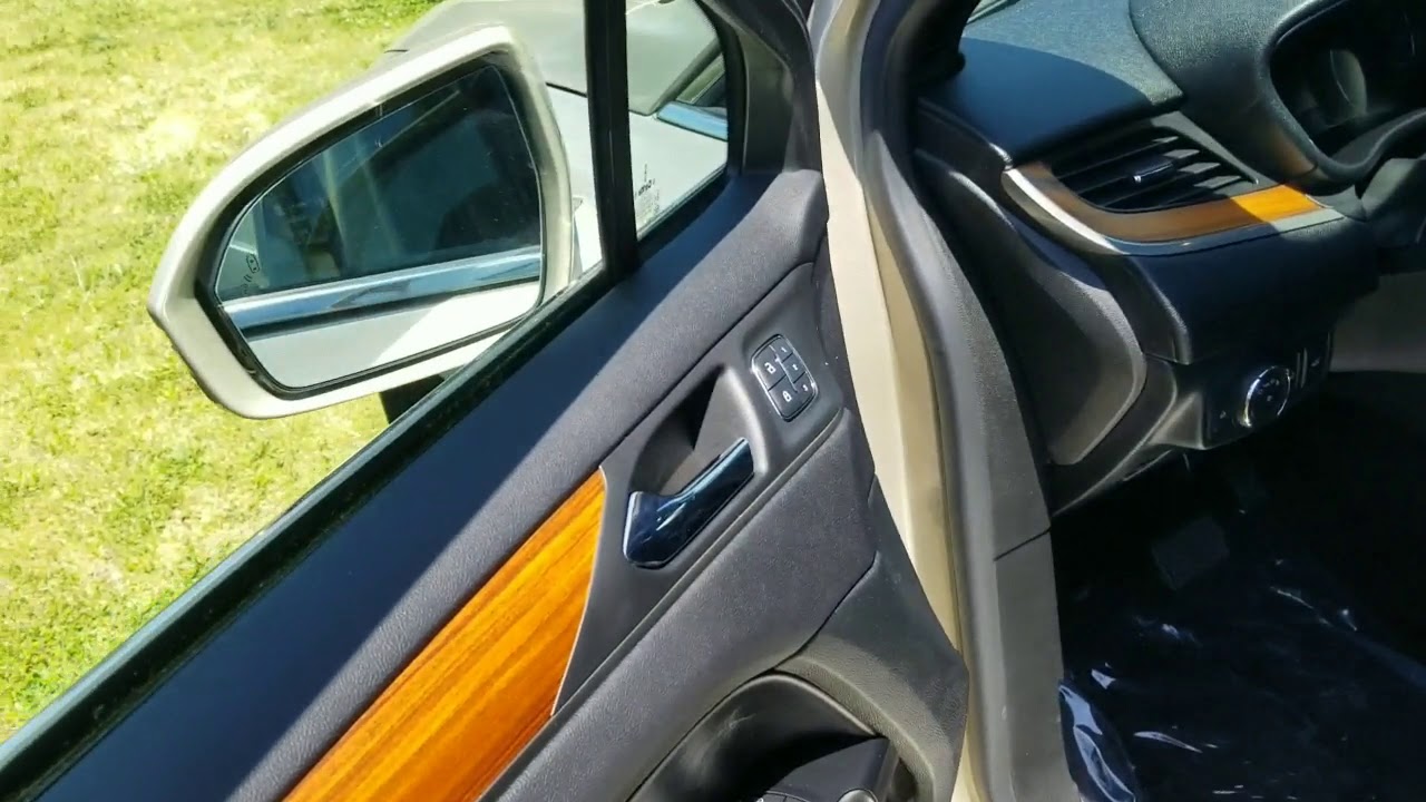 The 2017 Lincoln MKC Reserve Gives You More Bang for Your Buck