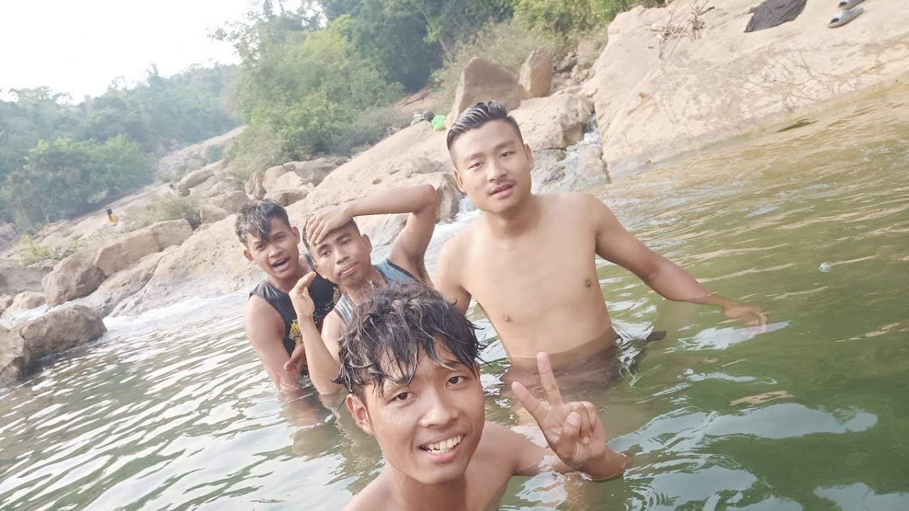 Trip to Menggokol // Moheskola river❤ 
