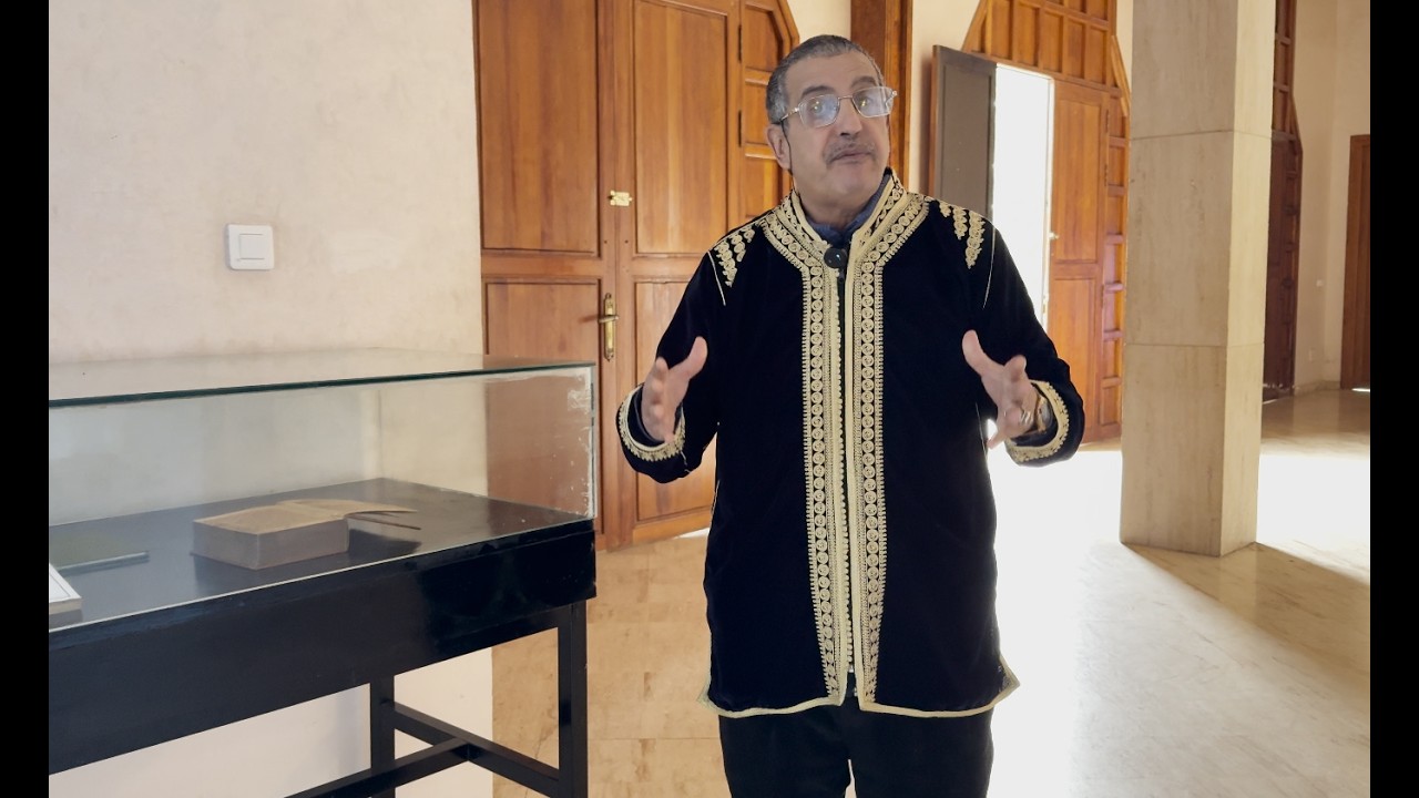 مقتنيات خاصة :  مصحف ابن البواب كتب في عهد الدولة العباسية