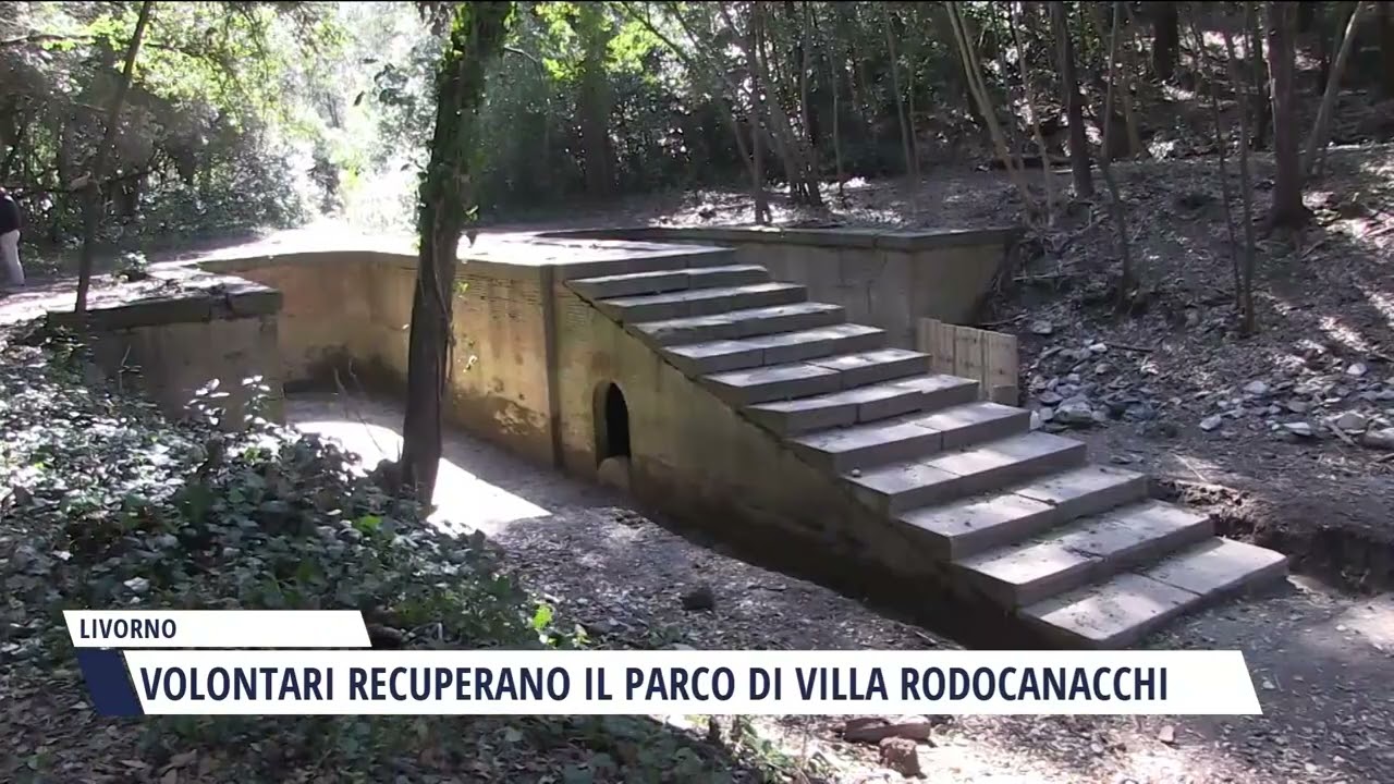 2024-03-21 LIVORNO - VOLONTARI RECUPERANO IL PARCO DI VILLA RODOCANACCHI