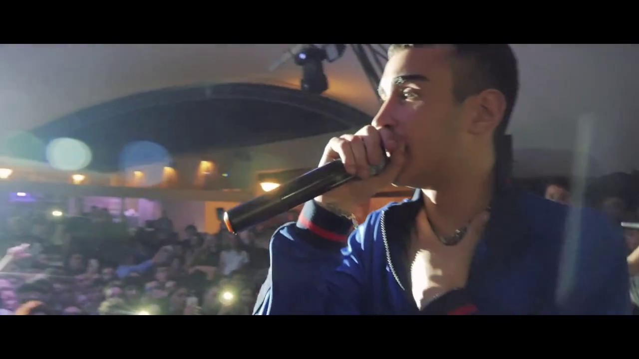 CAPO PLAZA - GIOVANE FUORICLASSE (LIVE)