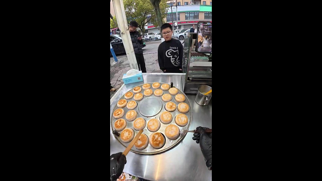 street snacks live broadcast