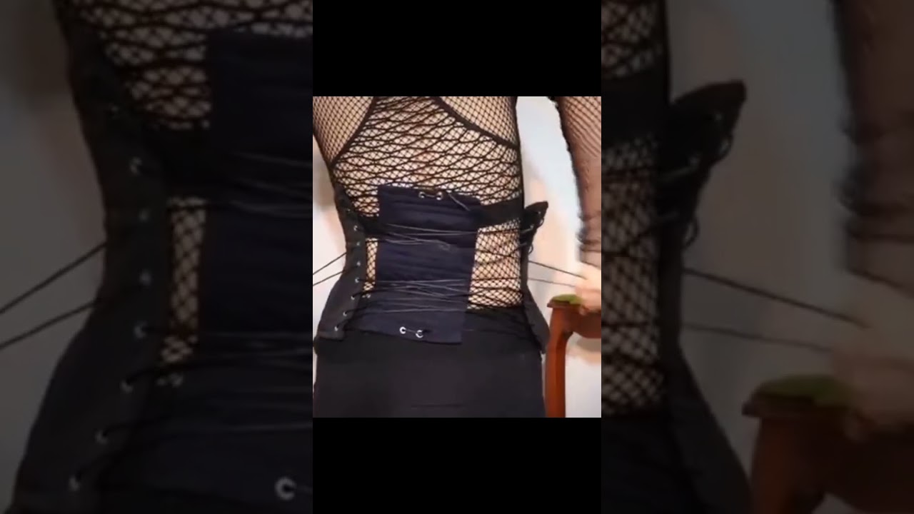 Aprenda a como vestir seu corset com a @mochlath