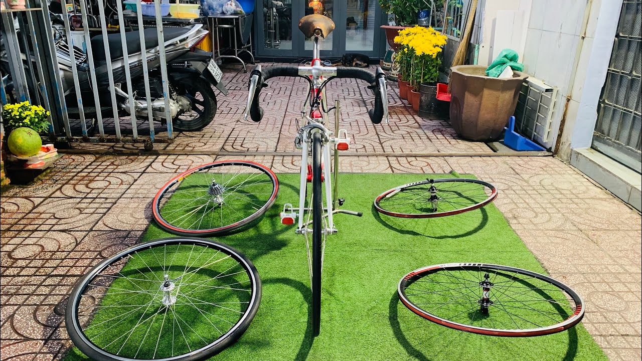 (26/2) Xe đạp Colnago của Ý cùng 2 bộ bánh: lh(0338484135)