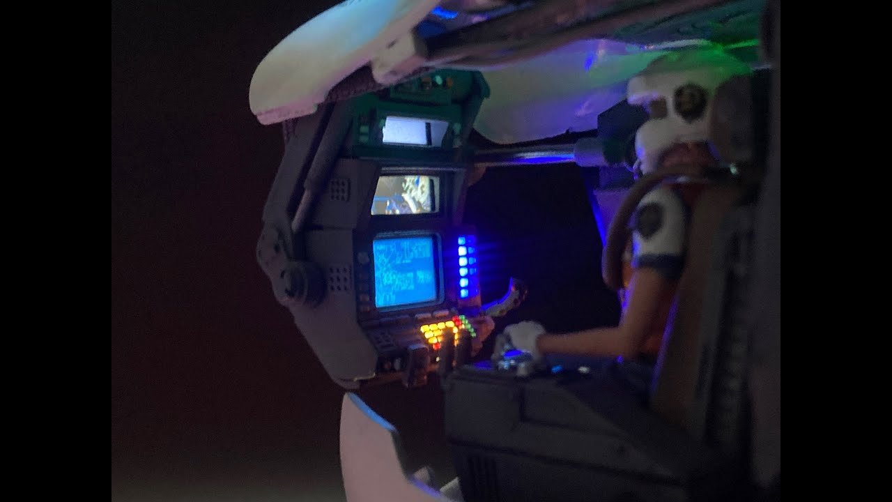 パトレイバー　イングラム起動　レイバーキャリア