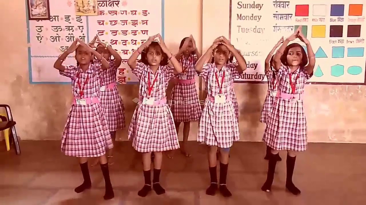 रंग जादूचे पेटीमधले1