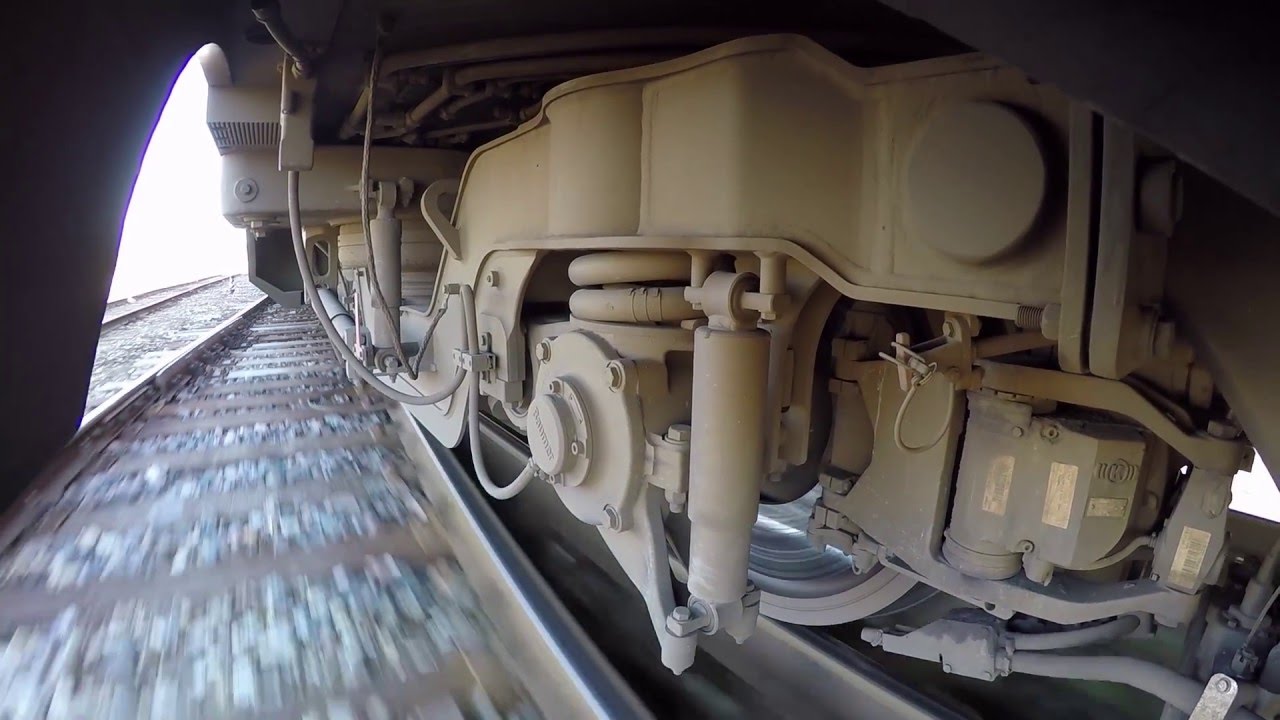 GoPro -Тележка Штадлерского поезда / Stadler EMU train bogie wheelcam
