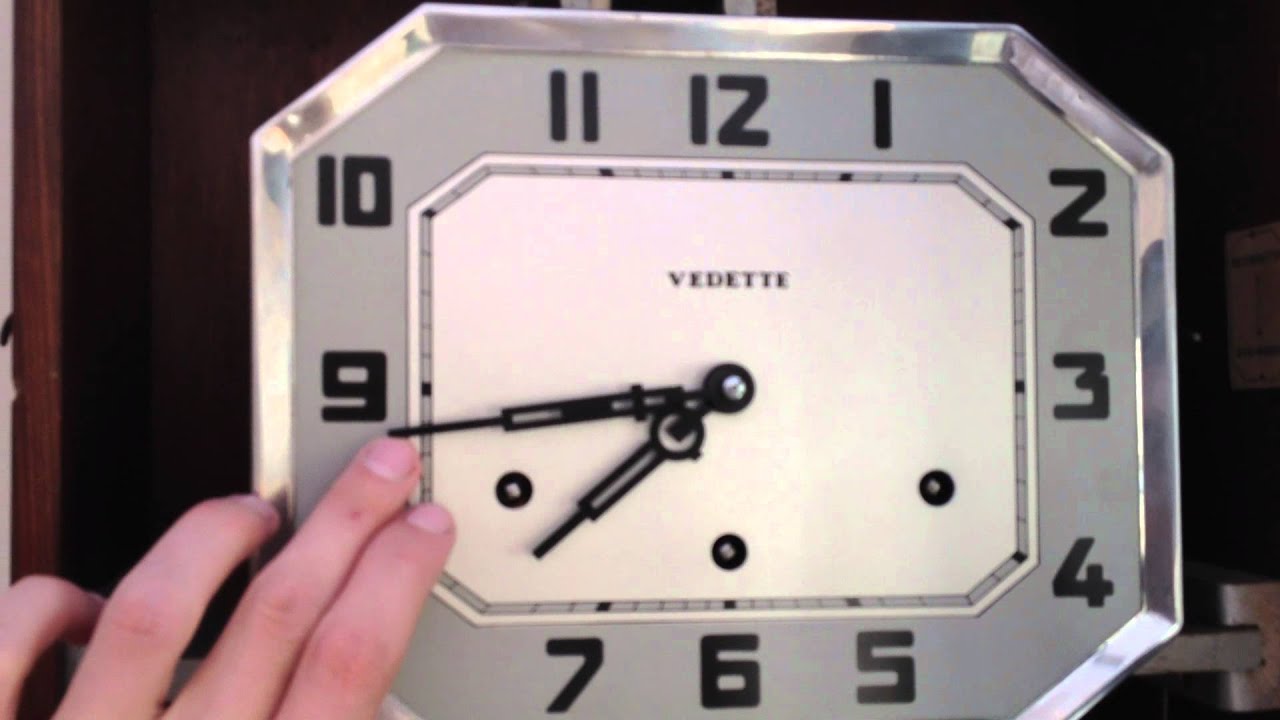 VEDETTE DUAL CHIME WALL CLOCK CHIMING FRERE JACQUES