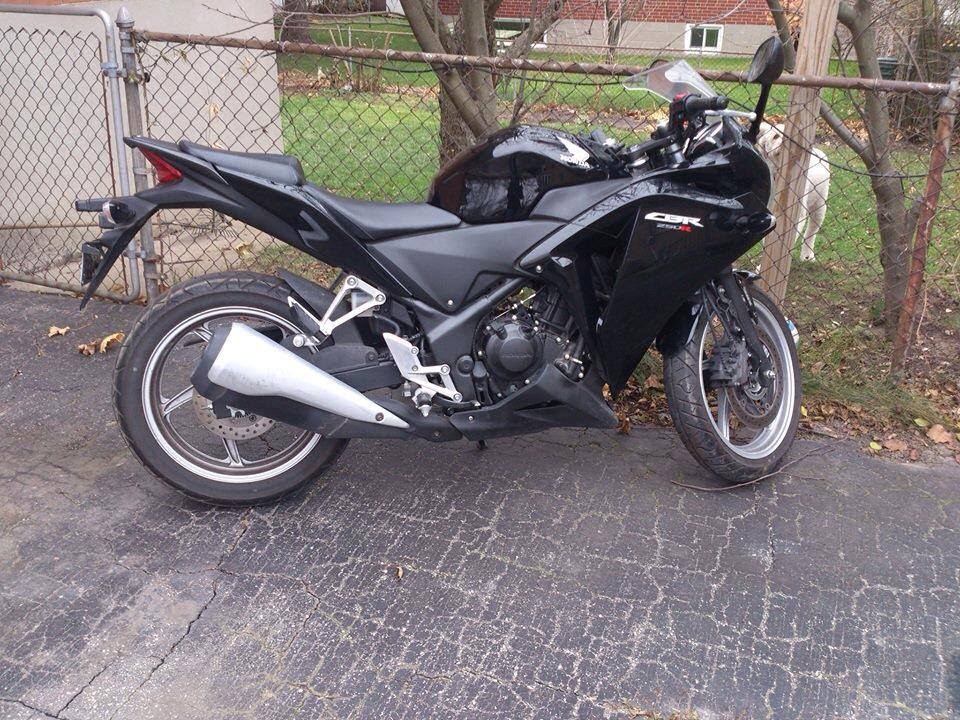 CBR 250 Review - Starting on a CBR 250
