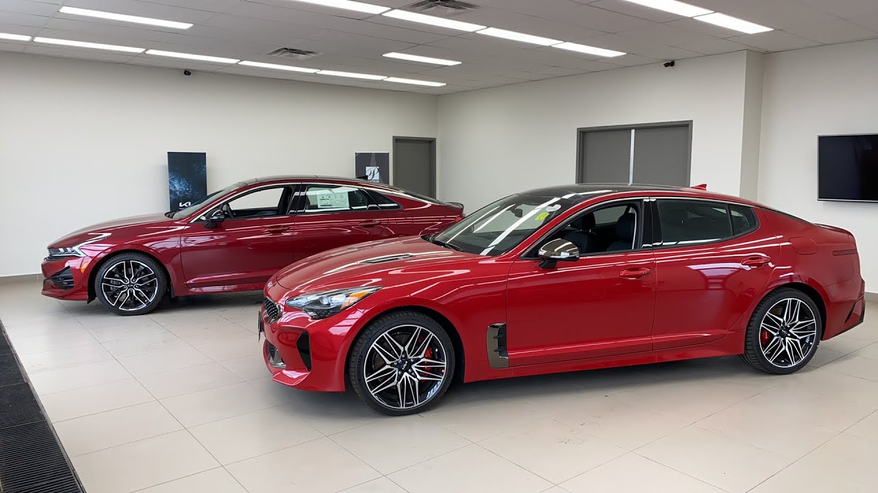LIVE: 2022 Kia Stinger vs. 2021 Kia K5 GT! Comparing Kia Performance Vehicles!
