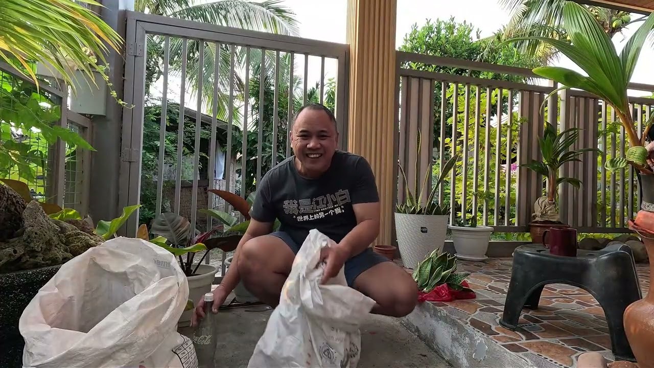 MAY KAKAIBANG SNAKE NI LAGAY KO SA SAKO (PINALAMBOT KO GAMIT BOTE)