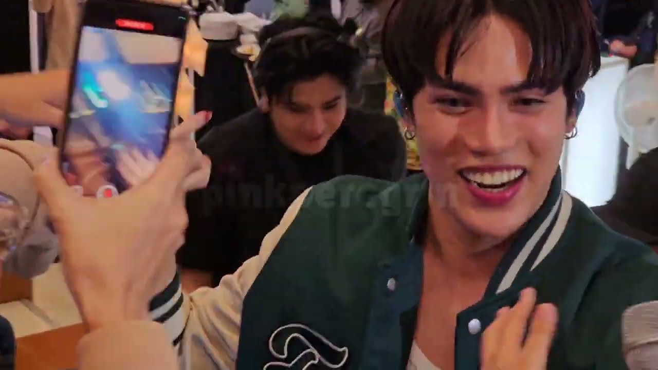 SB19 Performs LIGAYA at Acer Ating Pasko