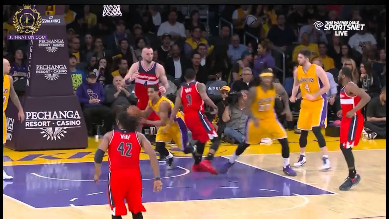 Jordan Clarkson with the no look pass to Jordan Hill for the slam!