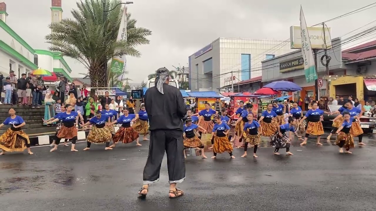 Sanggar Seni Astagiri Kuningan di CFD Kab Kuningan