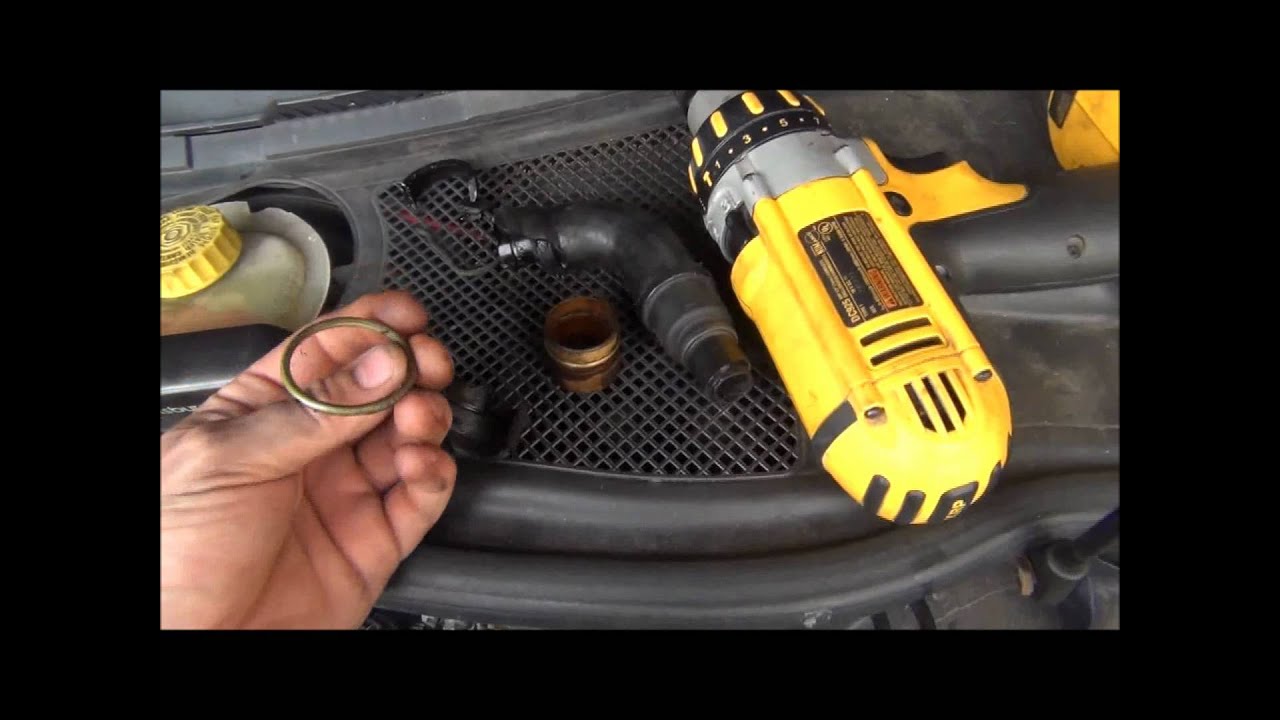 2001 Audi A4 1.8T - Breather Hose & O-ring.wmv