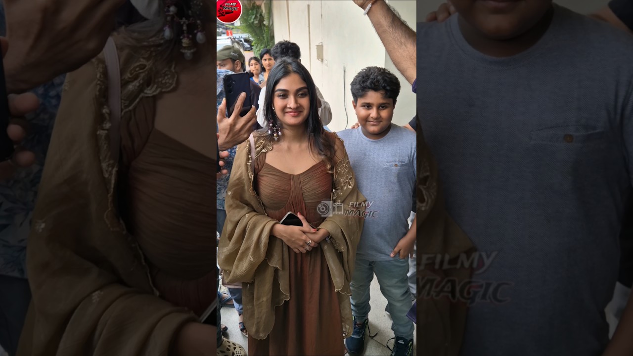 ഉർവശി ചേച്ചിയുടെ രണ്ട് മക്കളെ കണ്ടോ❤️#urvashi #kunjatta #manojkjayan #family