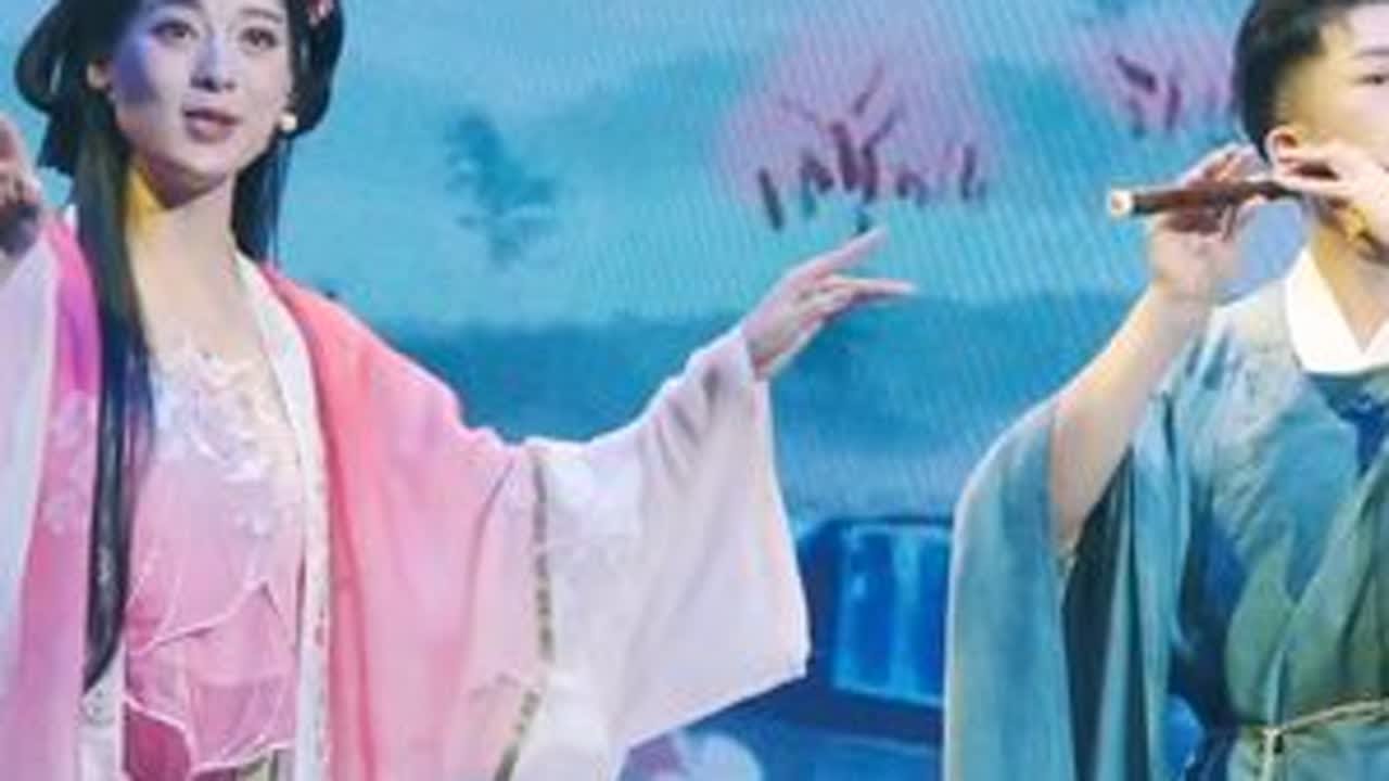 原创歌曲《桐花引》作曲作词：邱慧子演唱：肖鹭丹竹笛：江卓然#青春正当时星声同频计划  #十四艺节联动活动  #蓉城之秋  #成都  #原创歌曲
