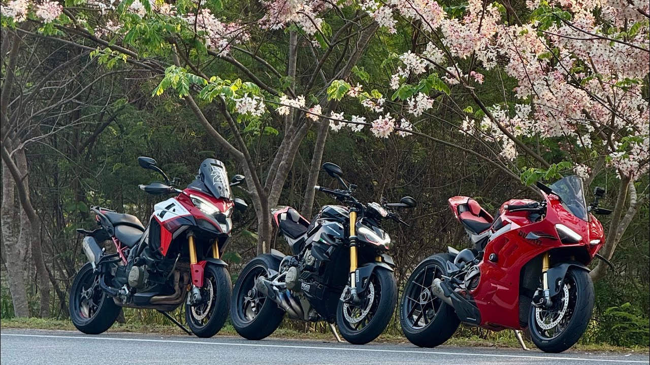 Panigale V4S vs Multistrada V4 Pikes Peak vs Streetfighter V4S – Faster Than Usual.
