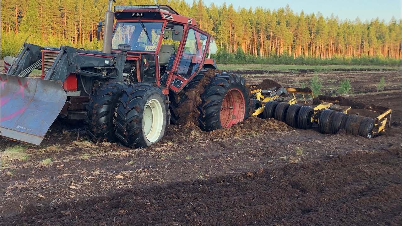 Fiat 1580dt turvesuolla jyrsimässä, Sinnehän se suohon upposi!! 