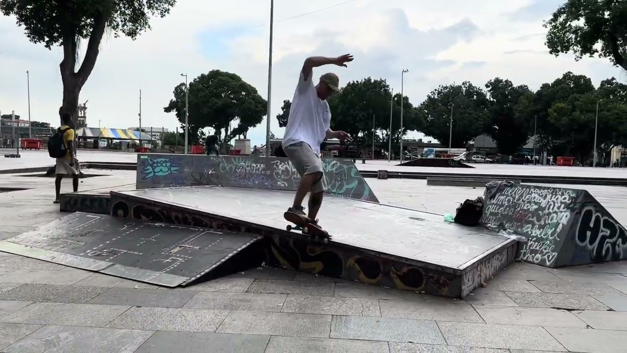 Vivências de quinta 05/02 , fortalecimento , café com kalil , e um pouco de skate antes da chuva 