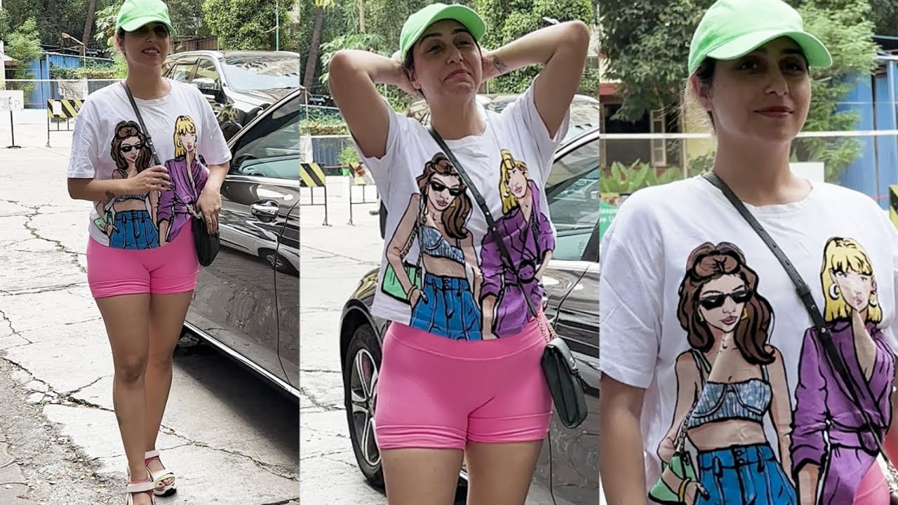 Neha Bhasin Spotted Outside Gym Bandra