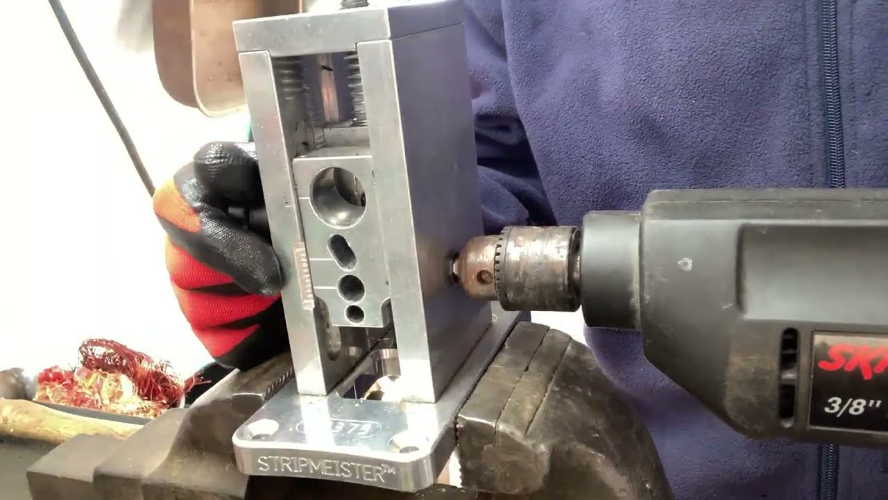 How To Use a Stripmeister Wire Stripper